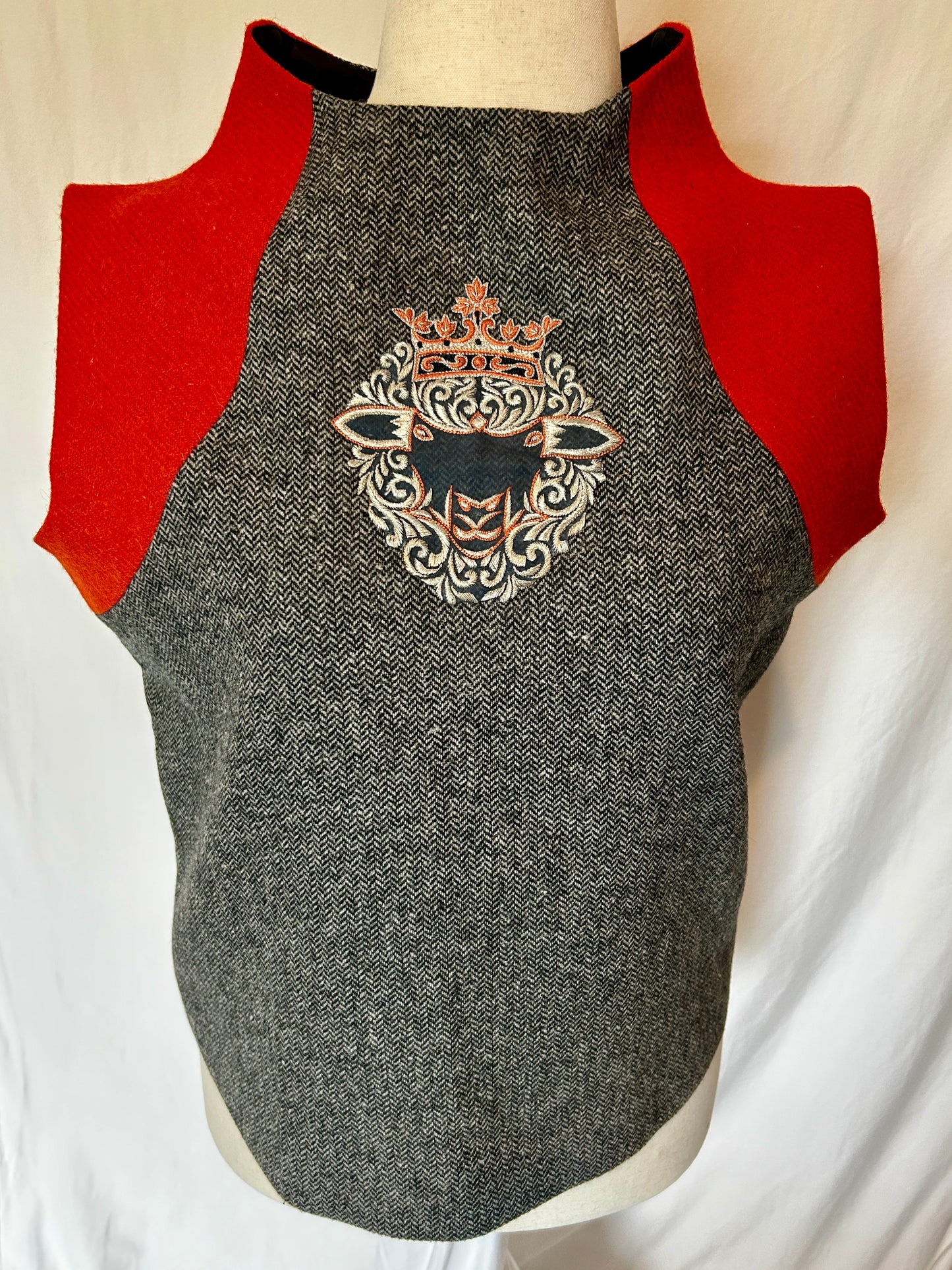 Mallow Tweed Top with Sheep King Embroidery - Red, Black and White