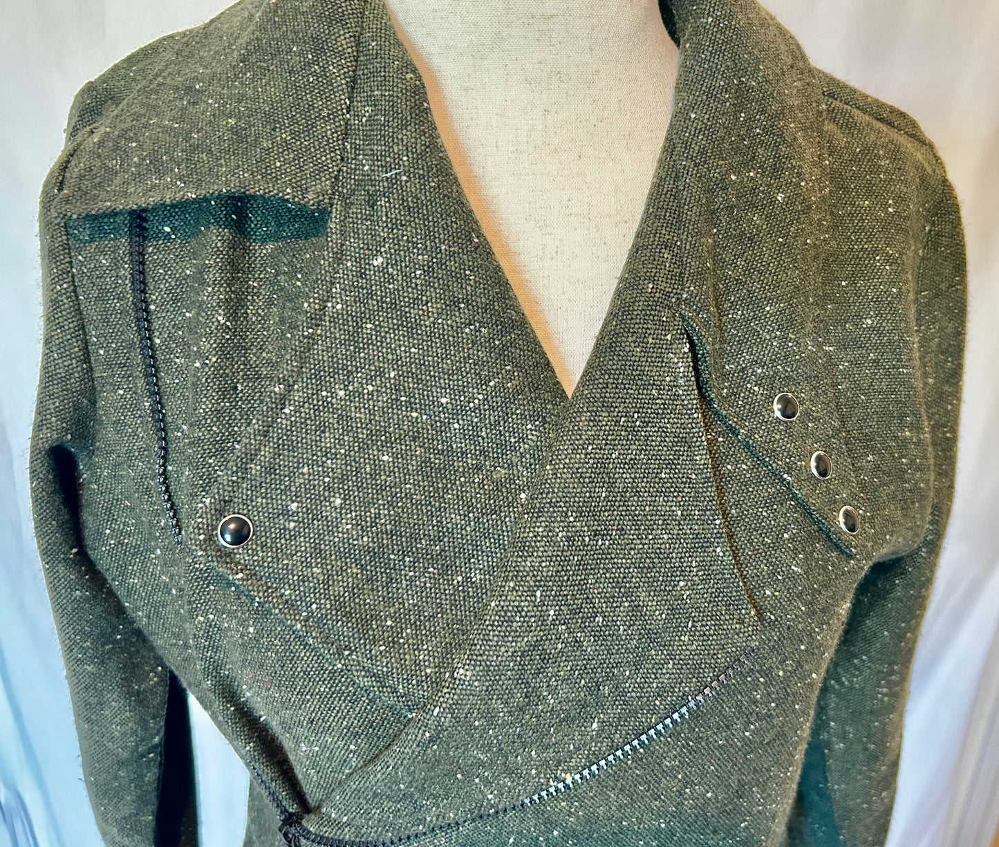 Arum Jacket in a Sage Green Woven Cotton with White & Navy Subtle dots