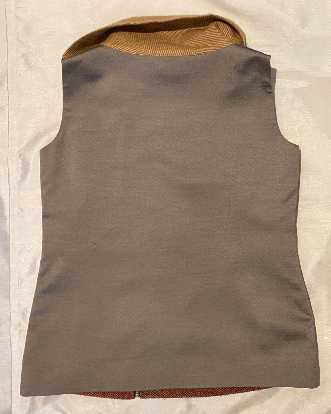 Dahlia Vest. Tweed w Cashmere Neck and Belt - Tan & Pink