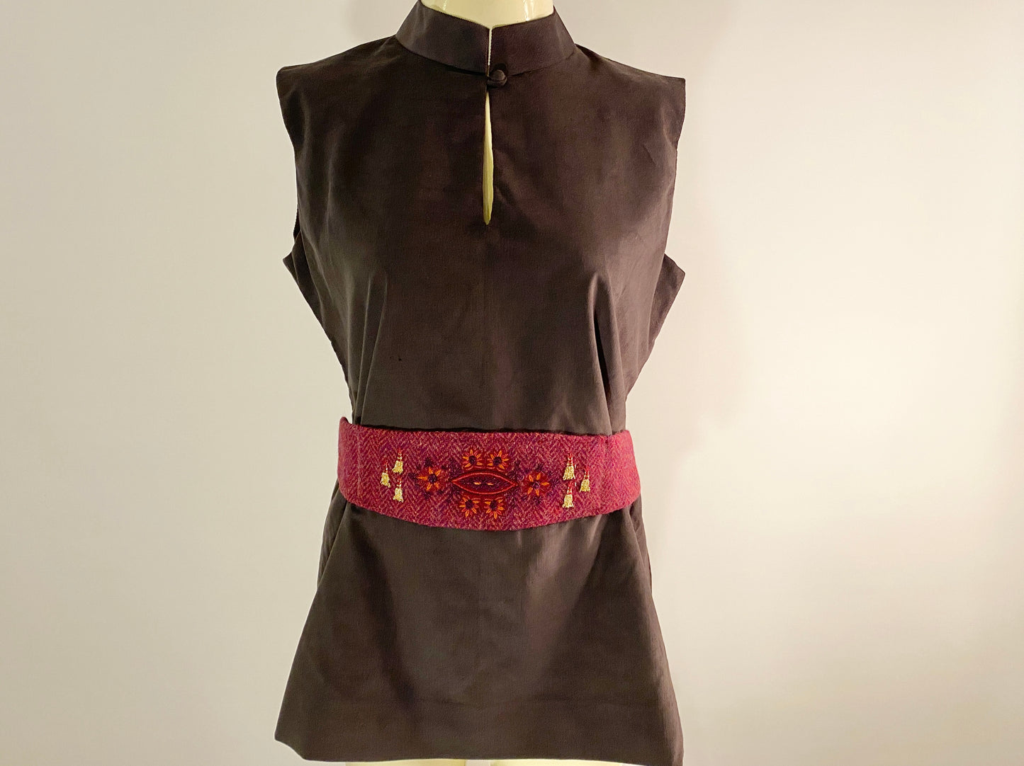 Jasmin Top with Harris Tweed Belt with Hand-Embroidery-Burgu